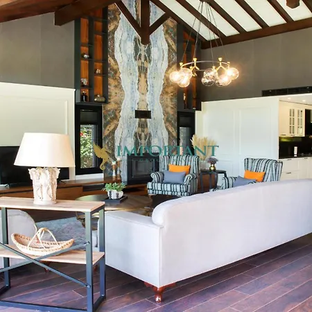 4-bedroom With Sea View In Yalikavak Bd4150 וילה בודרום